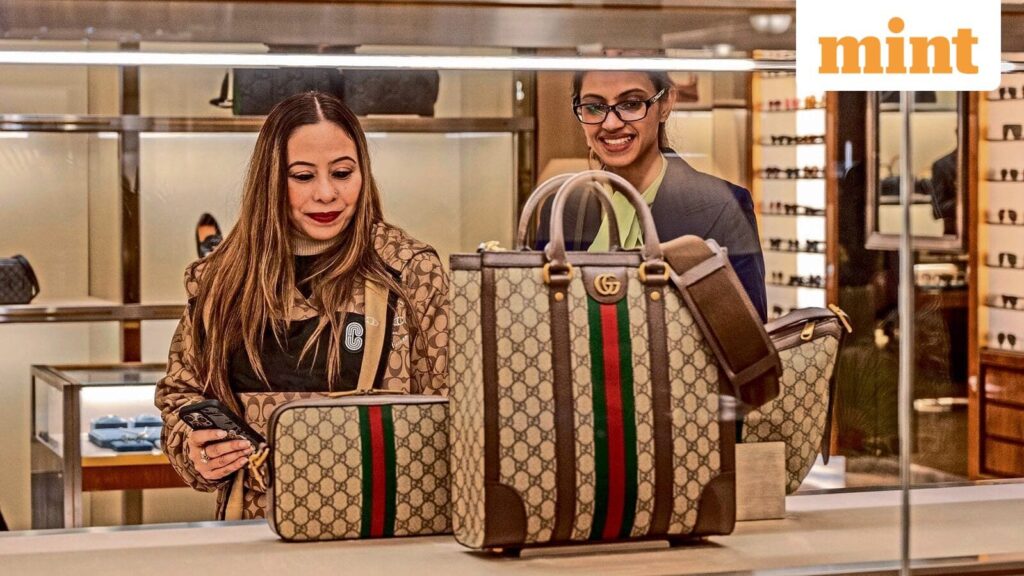 Style-conscious Indian shoppers have a new must-have: personal shoppers