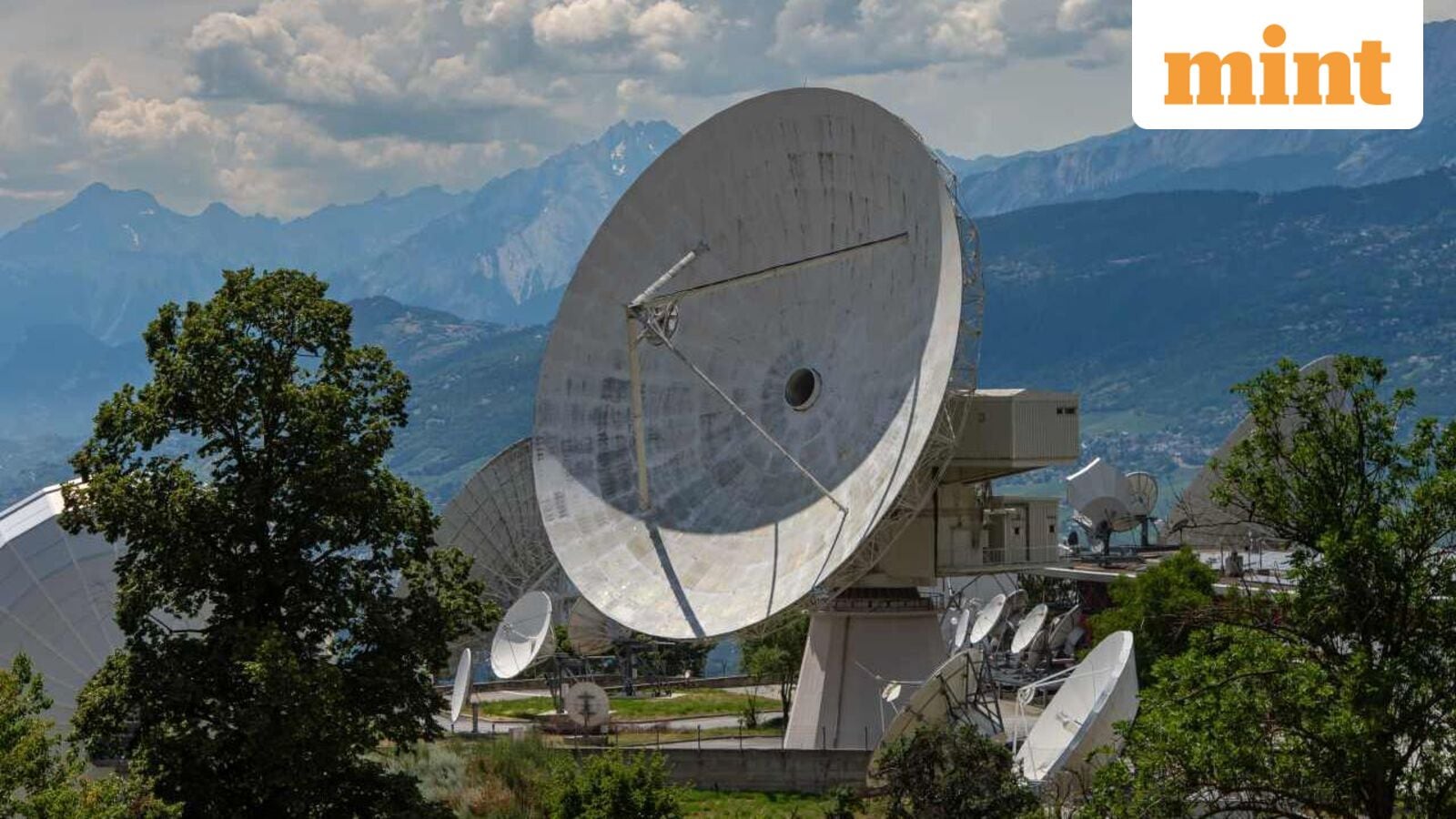 Satellite internet firms clash with DoT, seek separate permit to boost growth